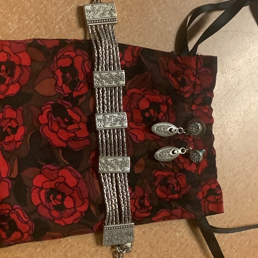 Brighton Bracelet & Earrings Set - image 4